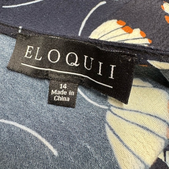 ELOQUII Circle Sleeve Wrap Dress Navy 14 - Picture 8 of 9